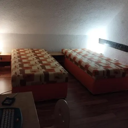 Apartment Mit Elbwiesenblick *